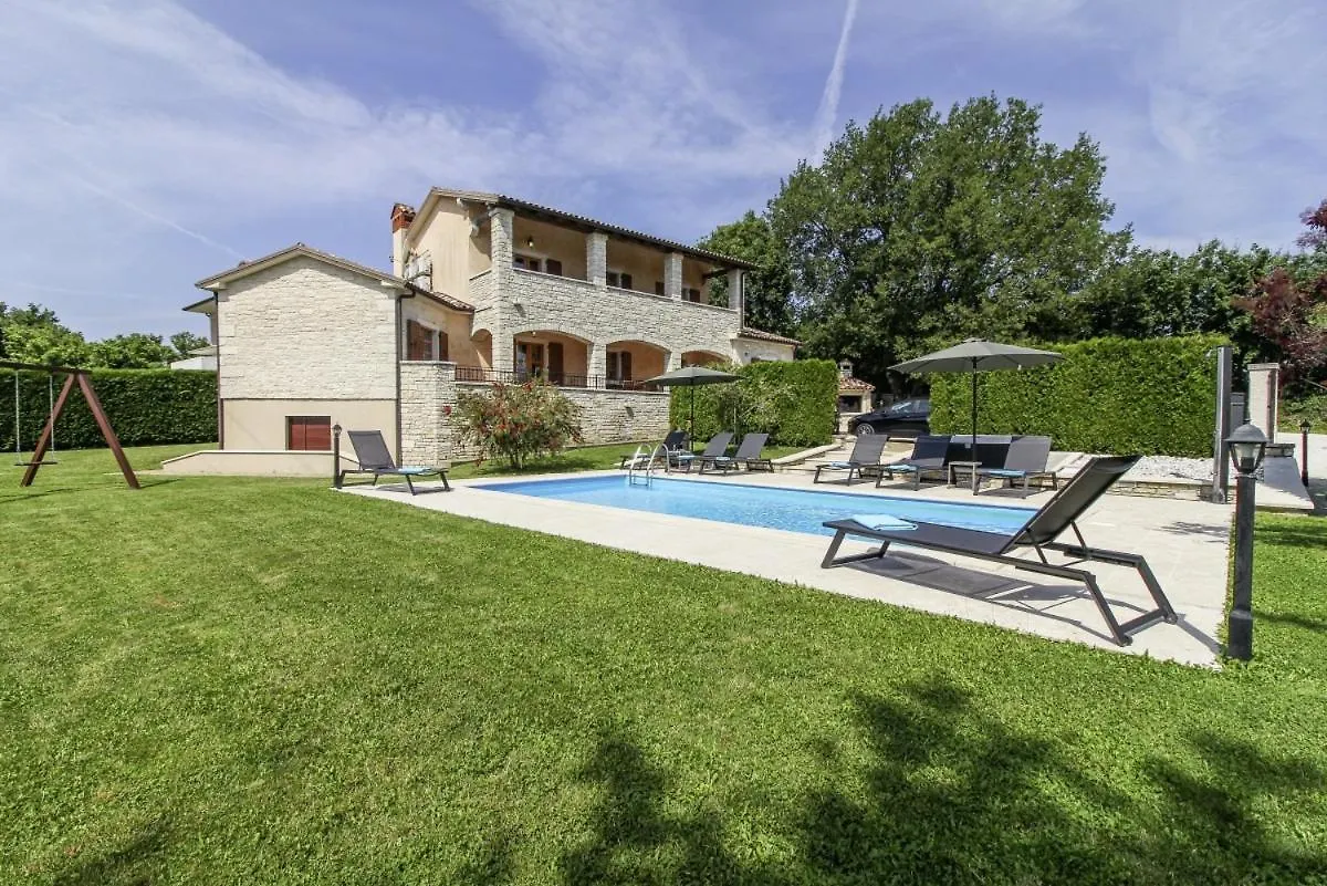 Villa Vernier In Kringa - Haus Fuer 6-8 Personen
