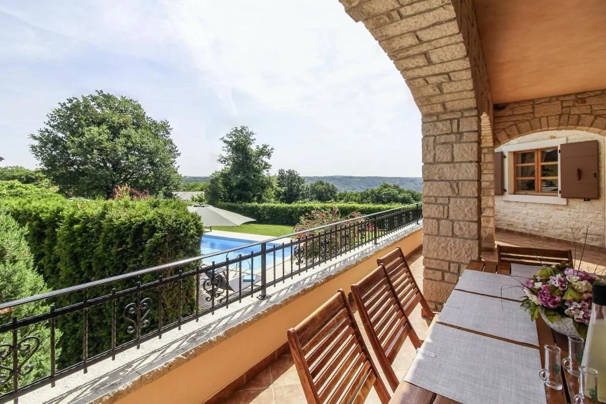 Villa Vernier In Kringa - Haus Fuer 6-8 Personen Croatia