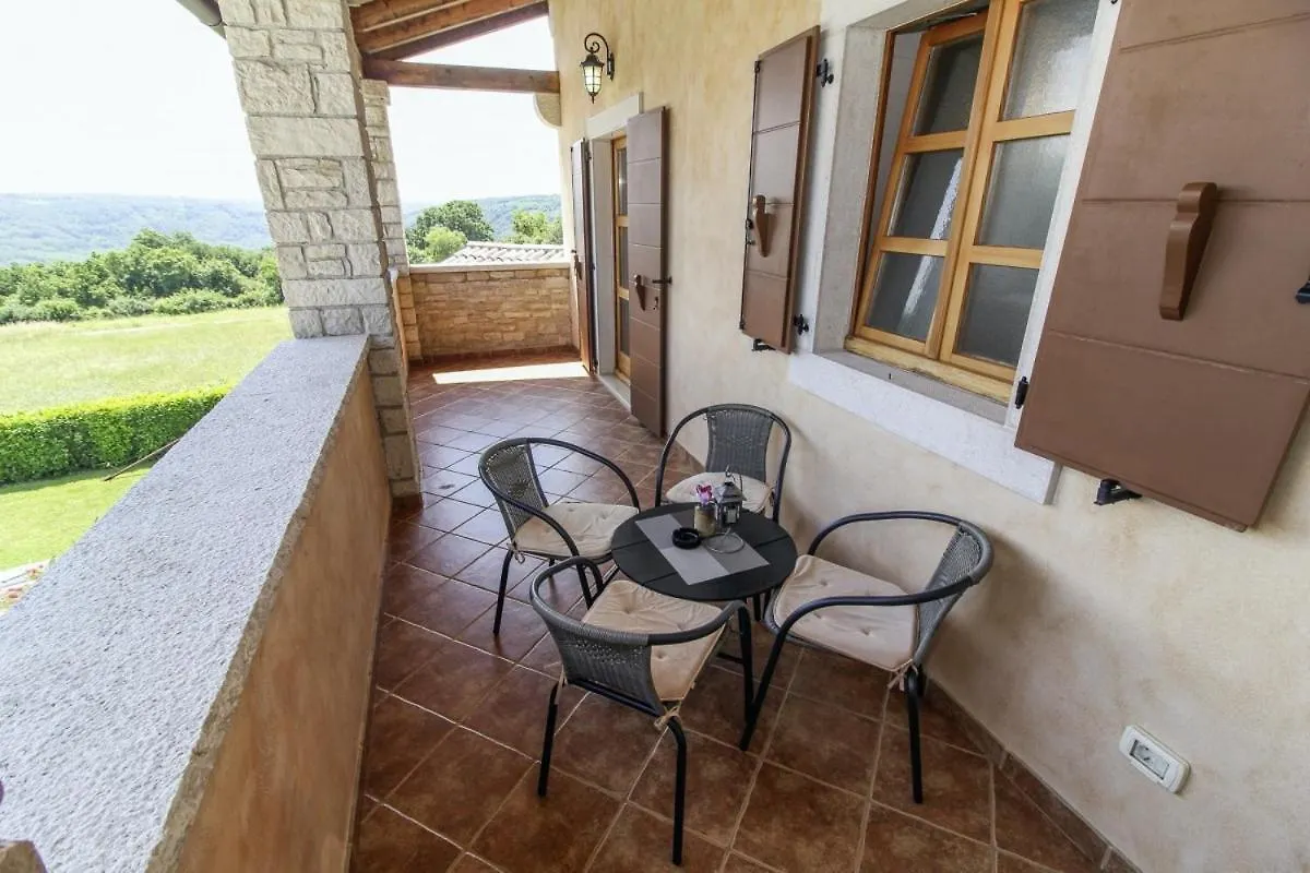 Villa Vernier In Kringa - Haus Fuer 6-8 Personen