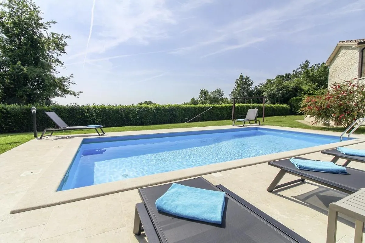 Villa Vernier In Kringa - Haus Fuer 6-8 Personen