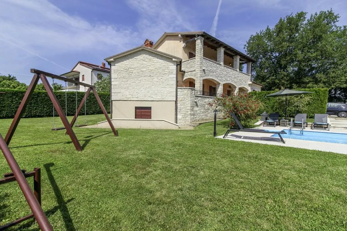 Villa Vernier In Kringa - Haus Fuer 6-8 Personen