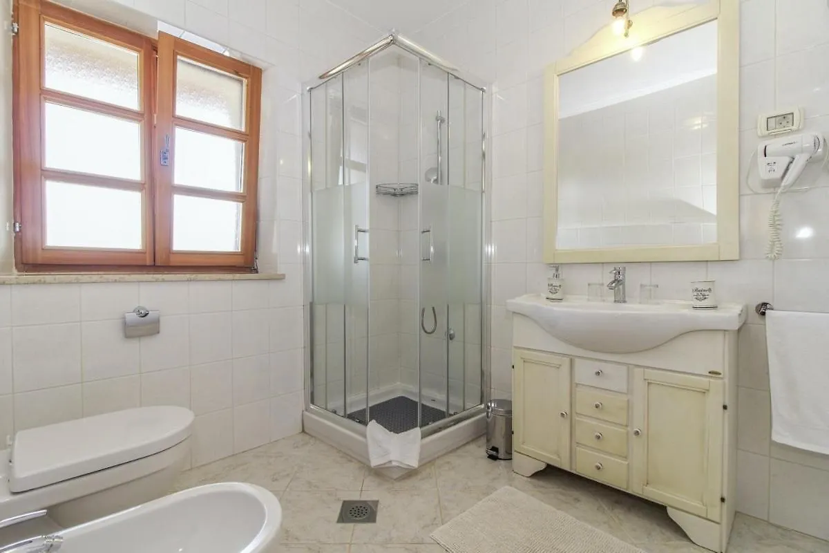 Villa Vernier In Kringa - Haus Fuer 6-8 Personen Chorvatsko